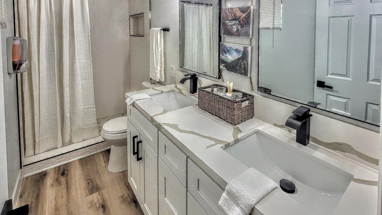 Photo of Bathroom in Paradise