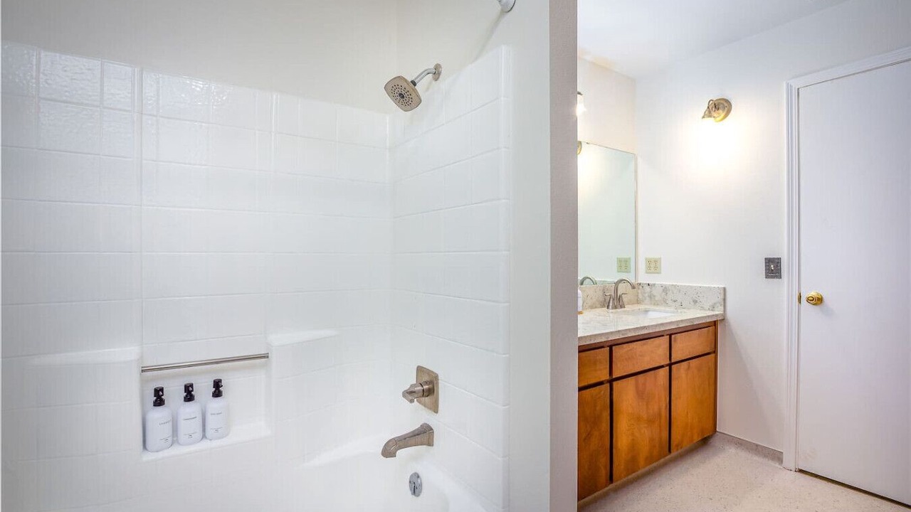 Photo of Bathroom in Kaweah