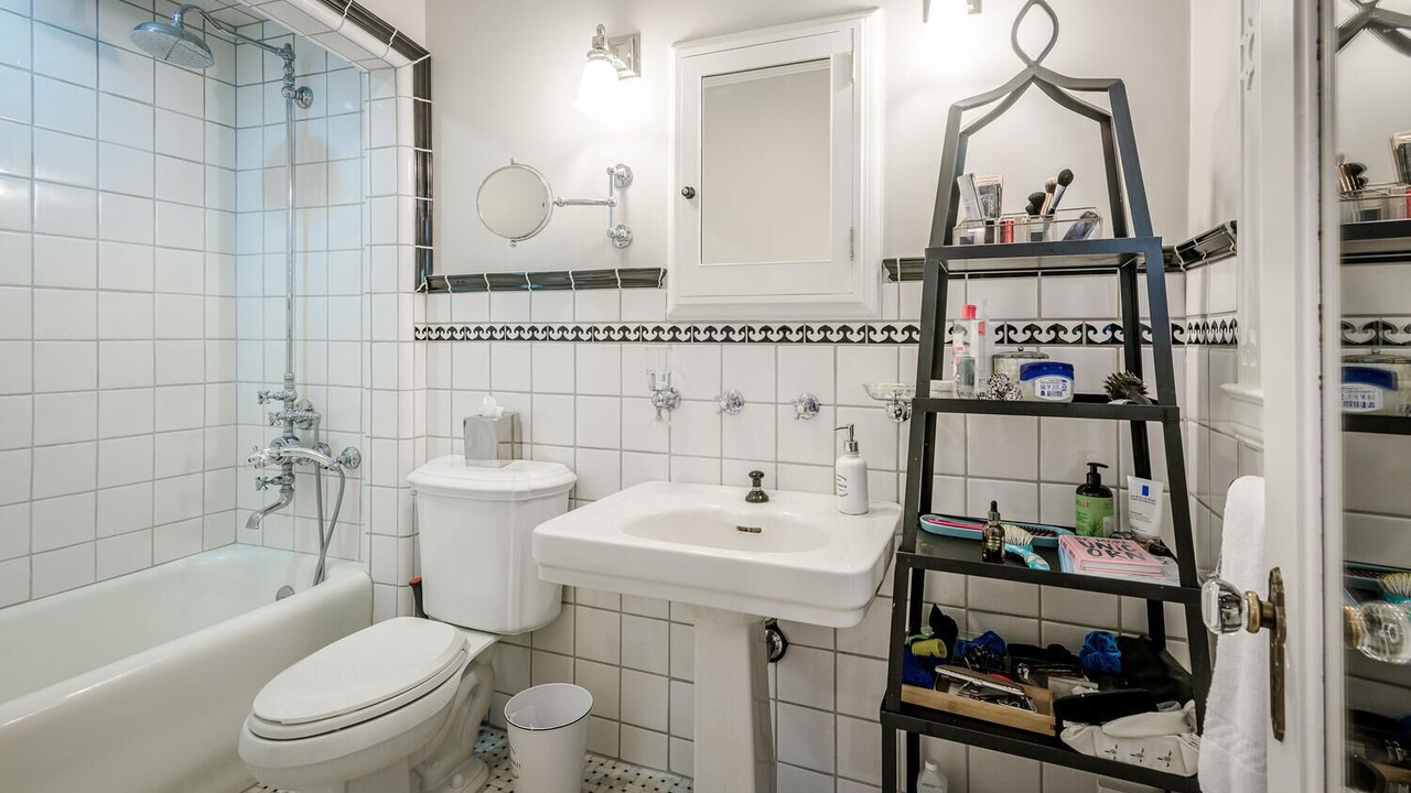 Photo of Bathroom in Hillsborough