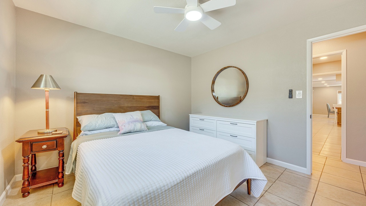 Photo of Bedroom in Raisin