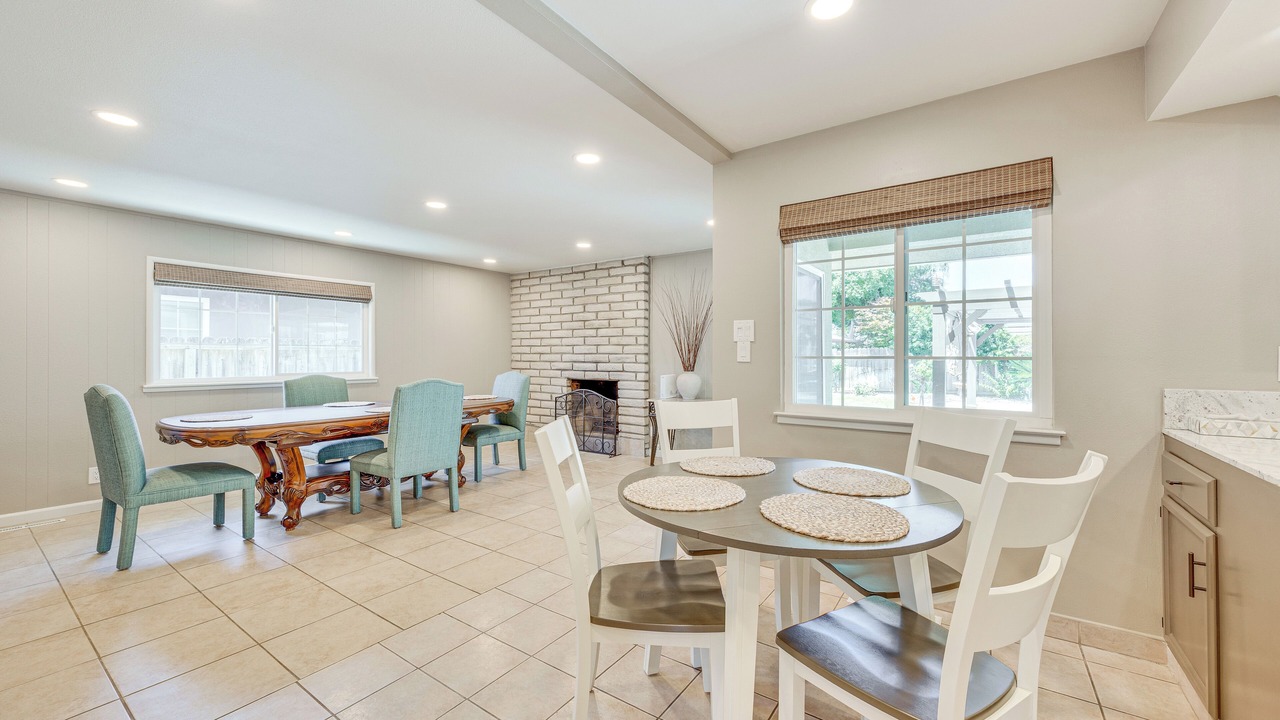 Photo of Livingroom in Raisin