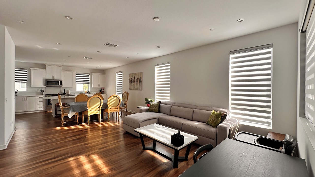 Photo of Livingroom in Irvine Business Complex