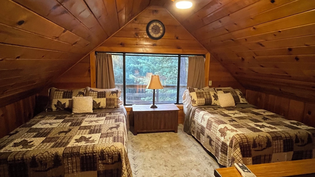 Photo of Bedroom in Oakhurst