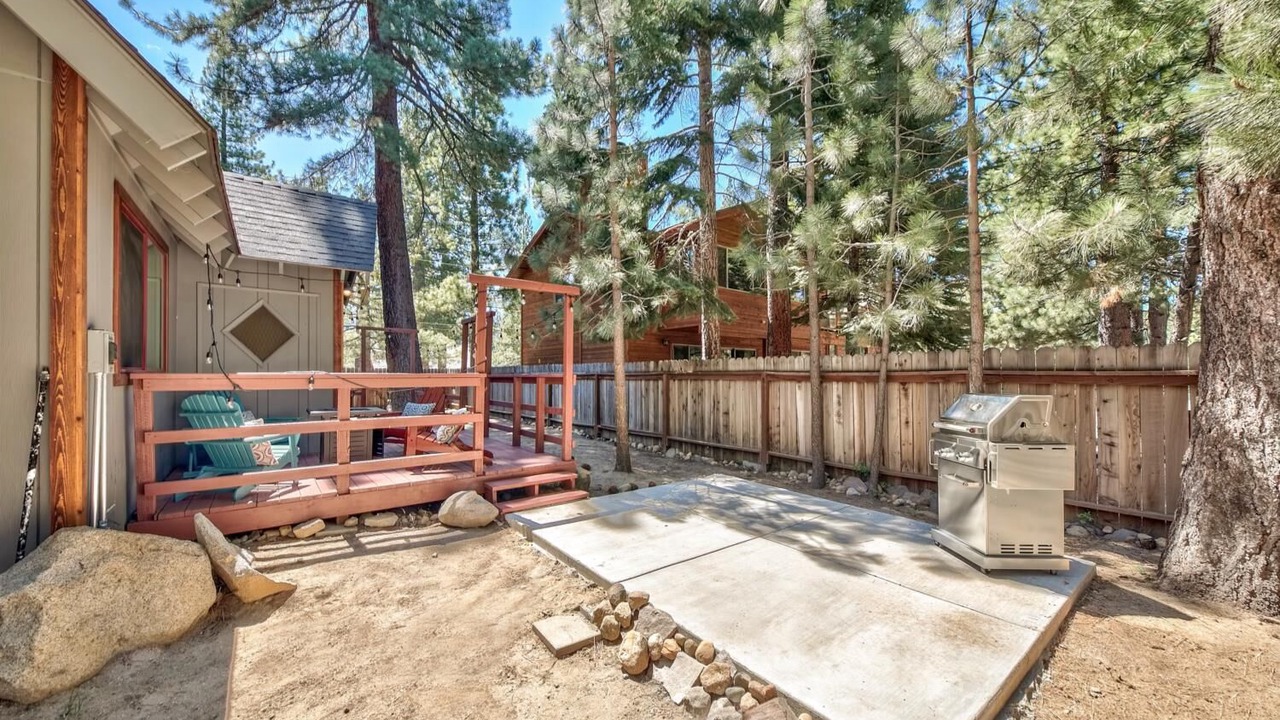 Photo of Others in Pioneer Trail