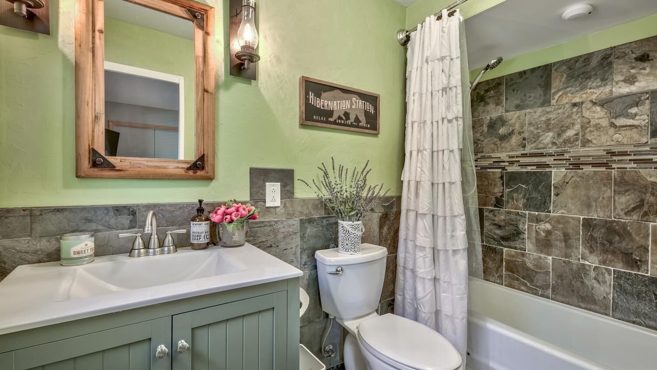 Photo of Bathroom in Pioneer Trail