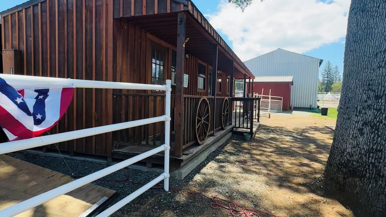 Photo of Outdoor in Groveland