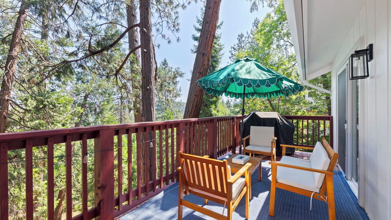 Photo of Outdoor in Groveland