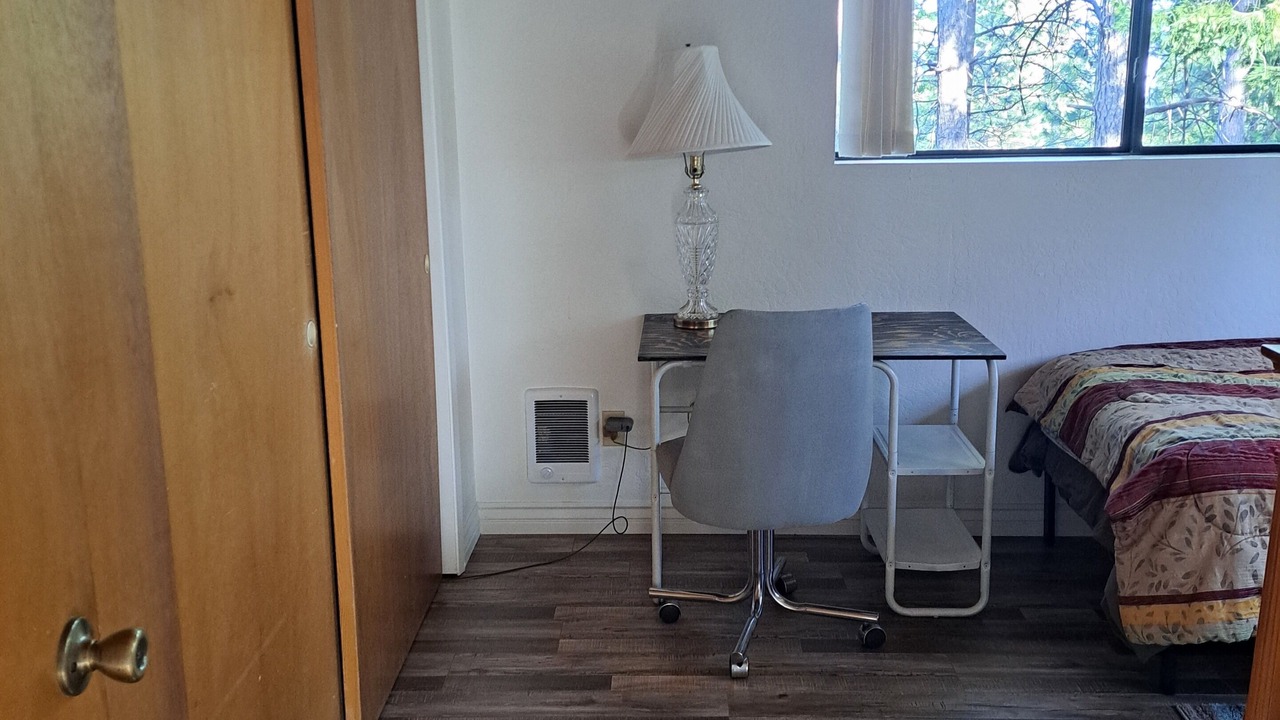 Photo of Bedroom in Phoenix Lake-Cedar Ridge