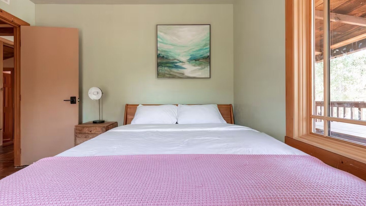 Photo of Bedroom in Three Rivers