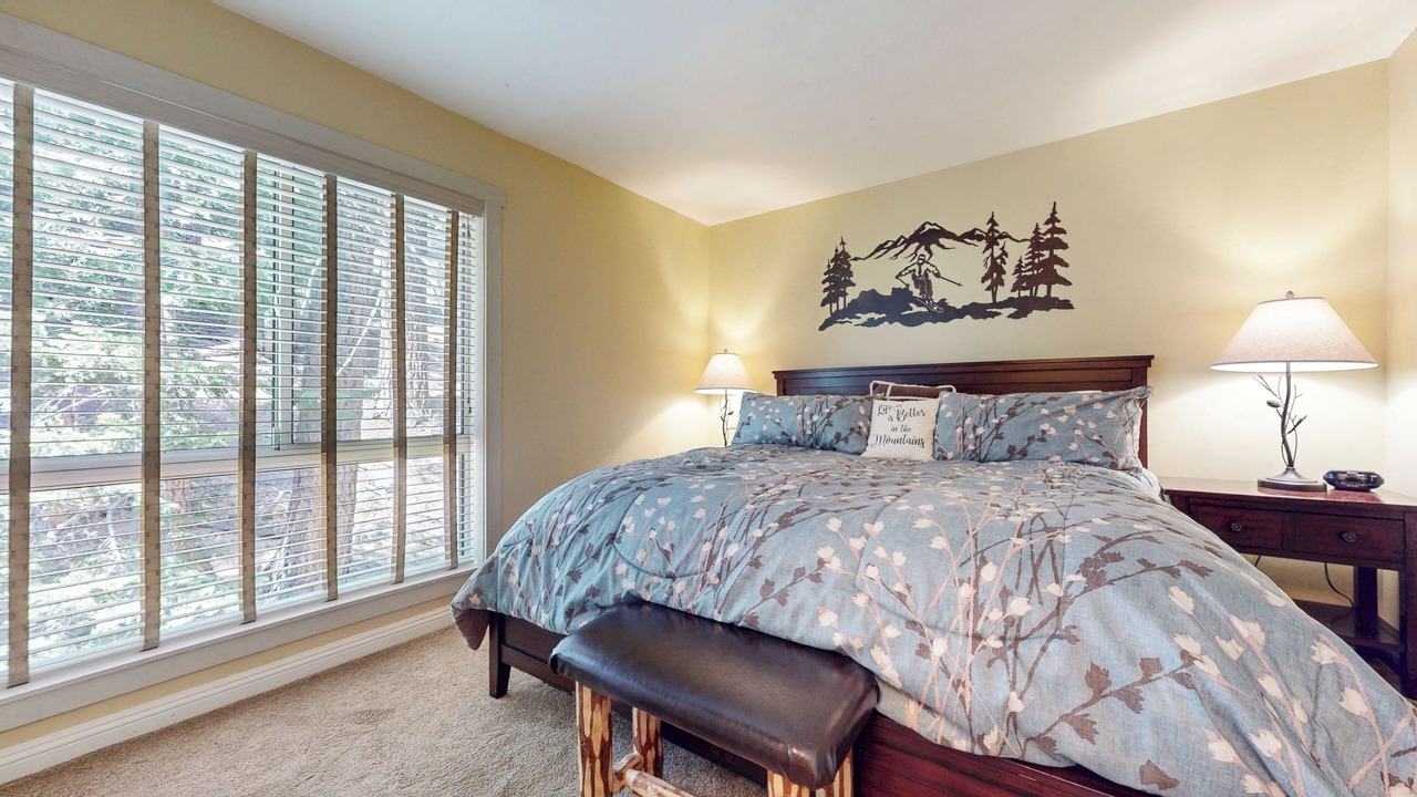 Photo of Bedroom in Majestic Pines