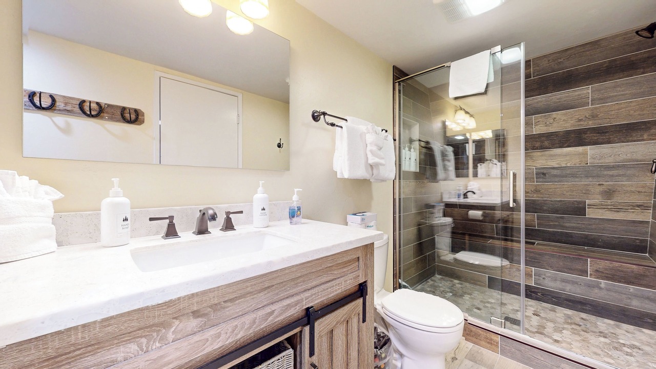 Photo of Bathroom in Majestic Pines