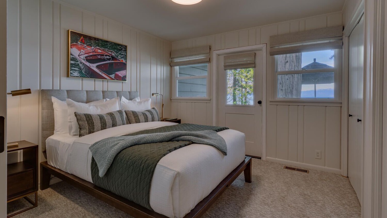 Photo of Others in Tahoma