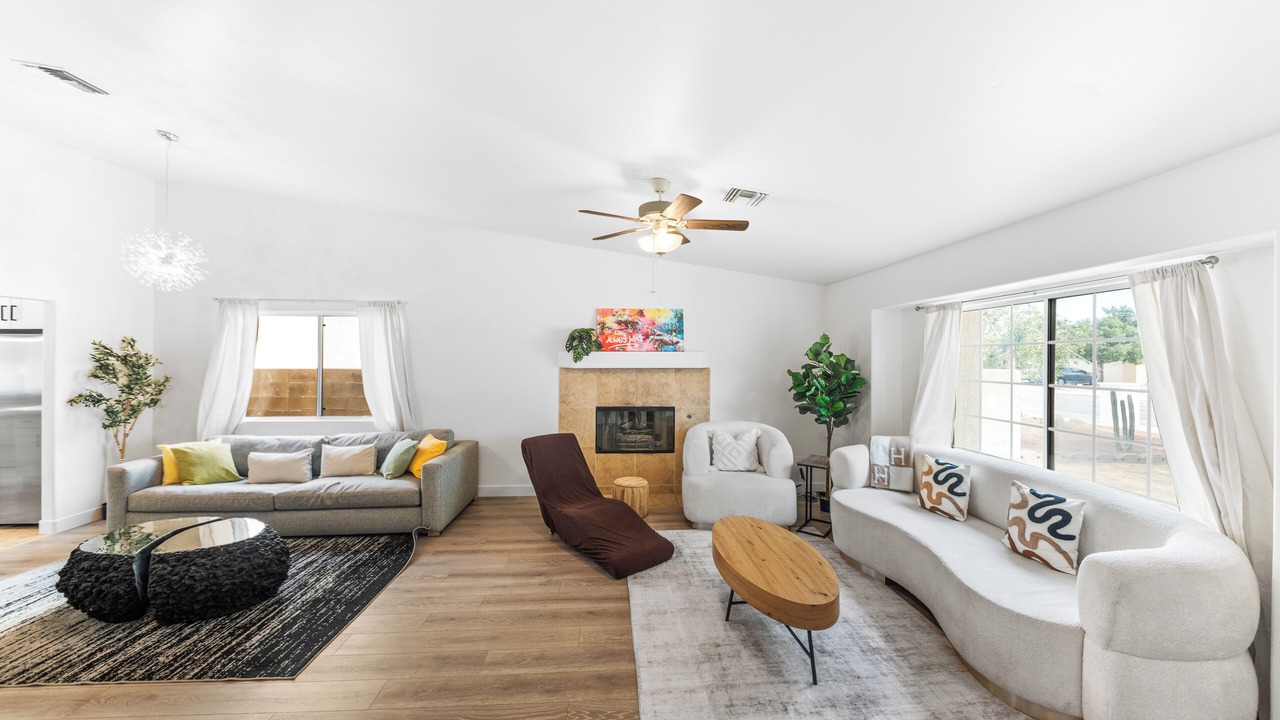 Photo of Livingroom in Desert Hot Springs