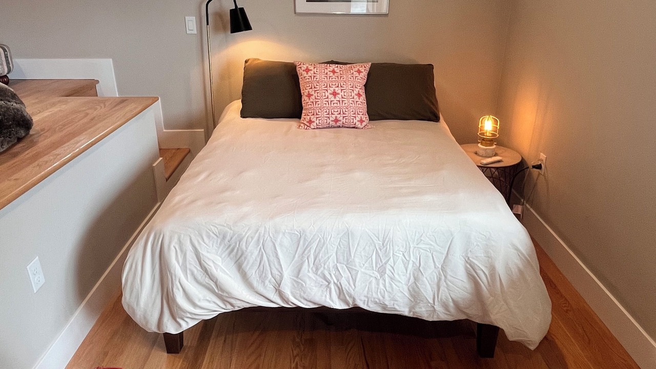 Photo of Bedroom in Berkeley Hills