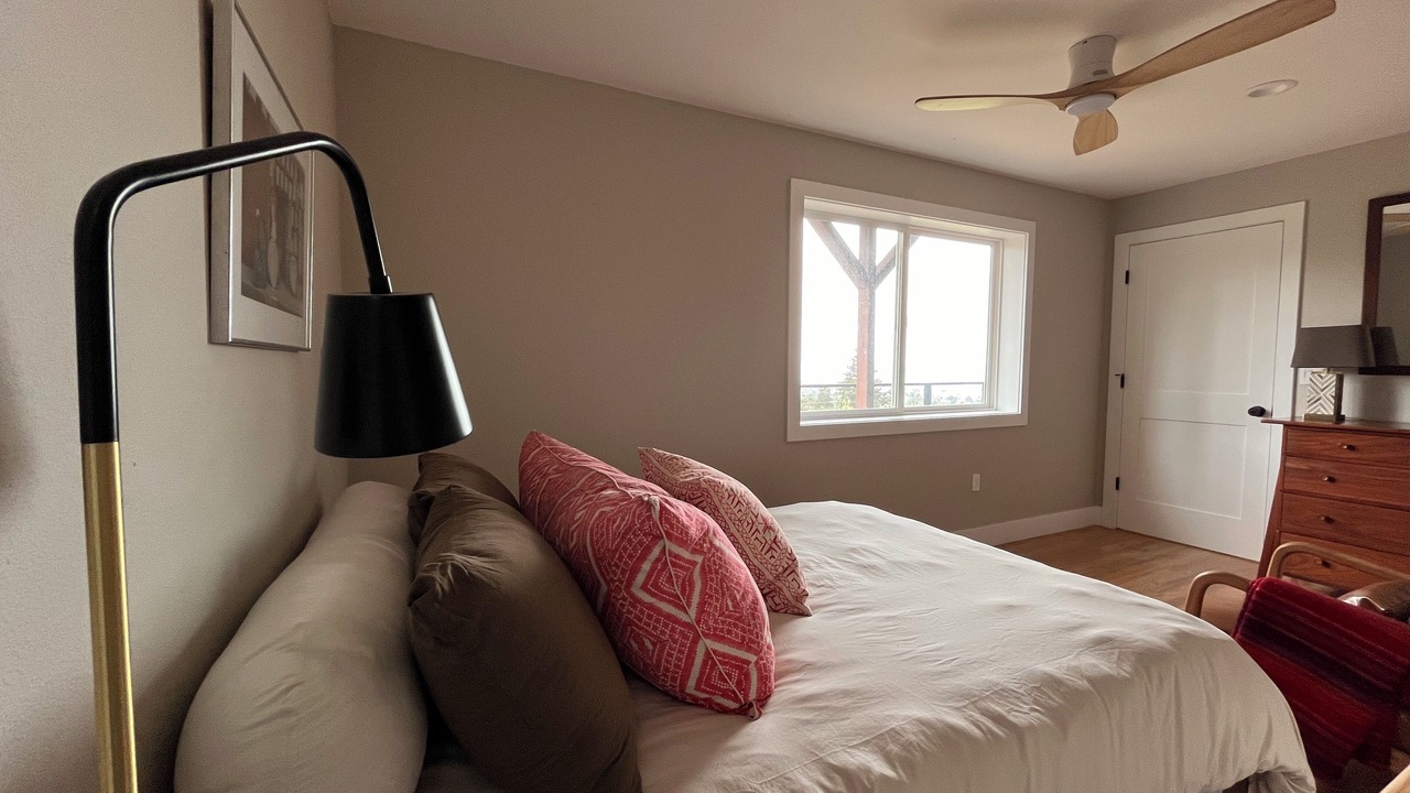 Photo of Bedroom in Berkeley Hills