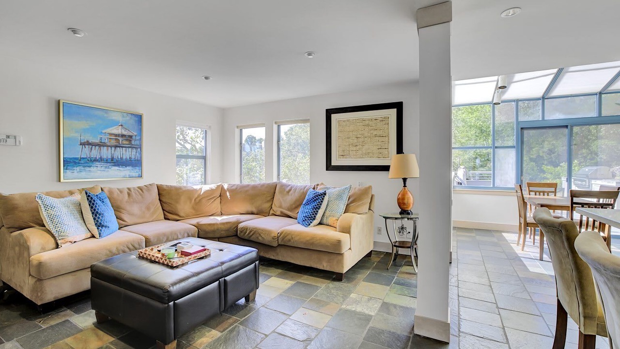 Photo of Bedroom in Orinda