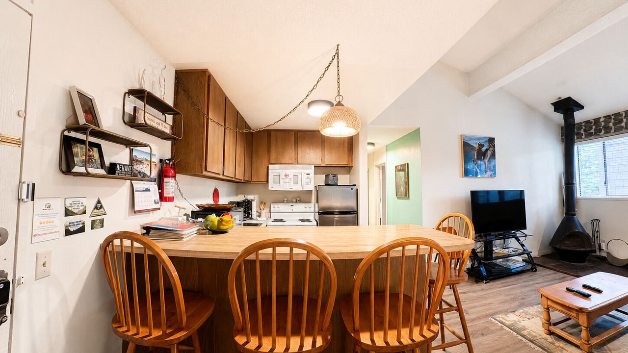 Photo of Kitchen in Mammoth Lakes