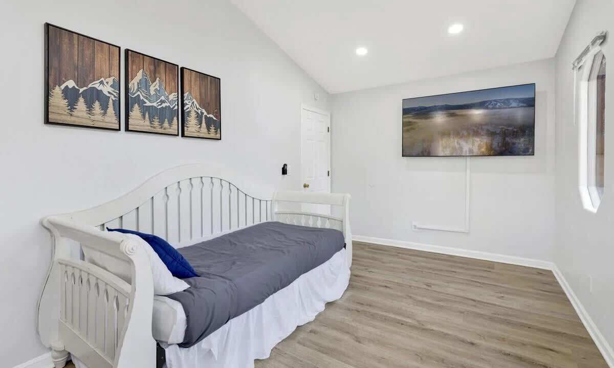 Photo of Bedroom in Big Bear City