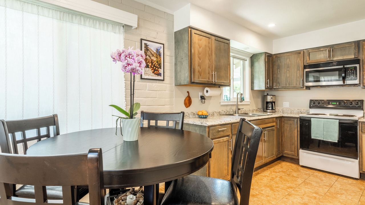 Photo of Kitchen in Bishop
