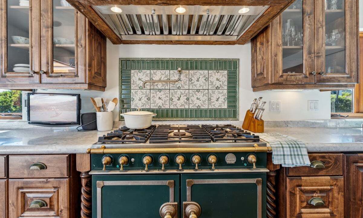 Photo of Kitchen in West Mesa