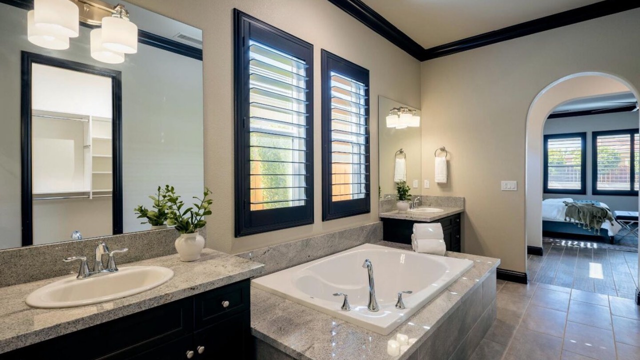 Photo of Bathroom in Clovis