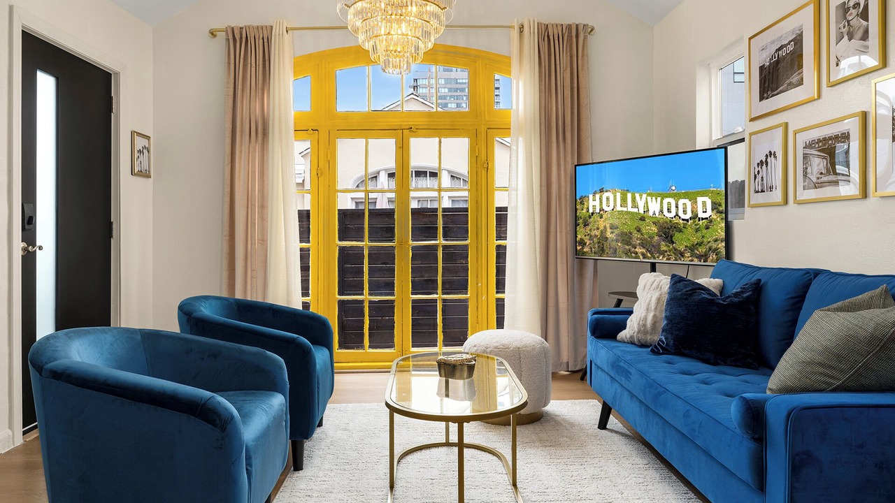 Photo of Livingroom in Hollywood