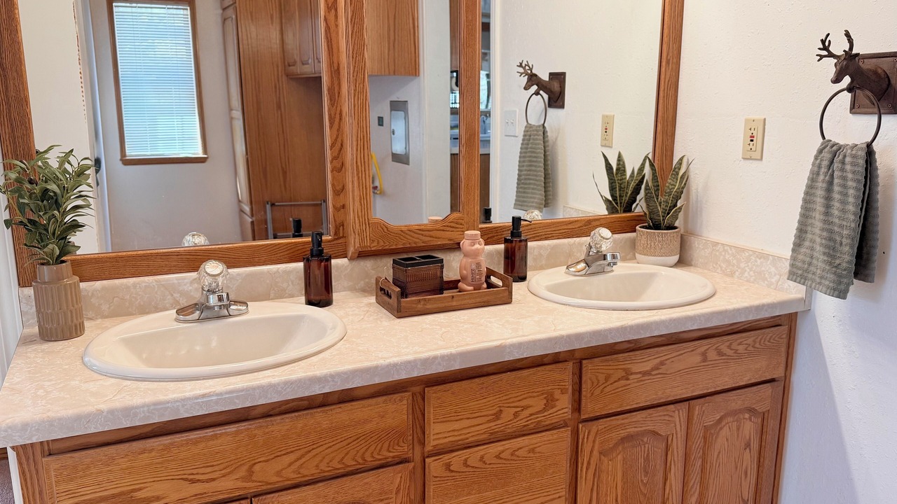 Photo of Bathroom in Inyokern
