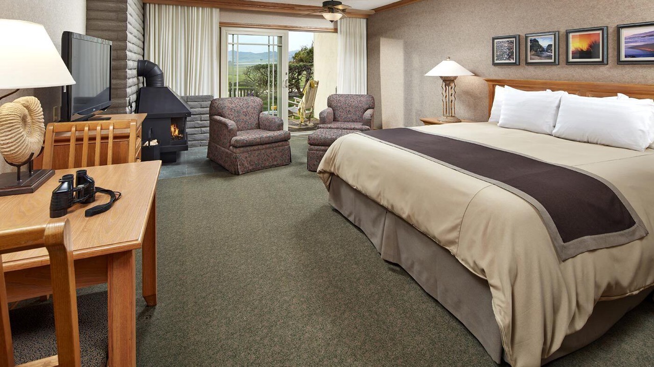 Photo of Bedroom in San Simeon