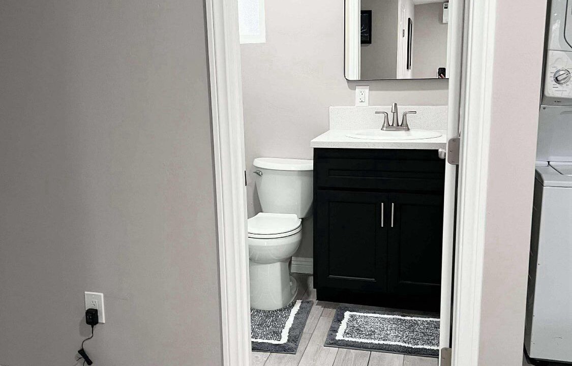 Photo of Bathroom in Oildale