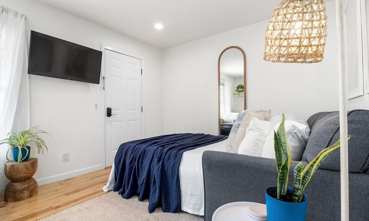 Photo of Bedroom in Eastside Santa Cruz