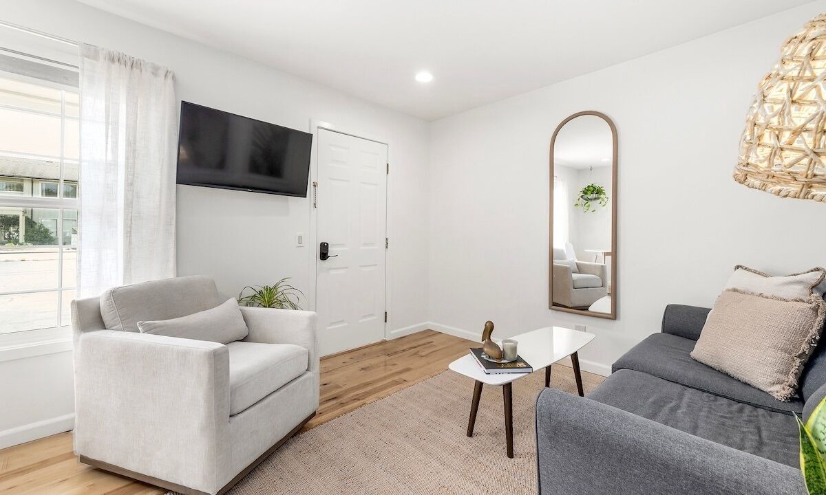 Photo of Livingroom in Eastside Santa Cruz