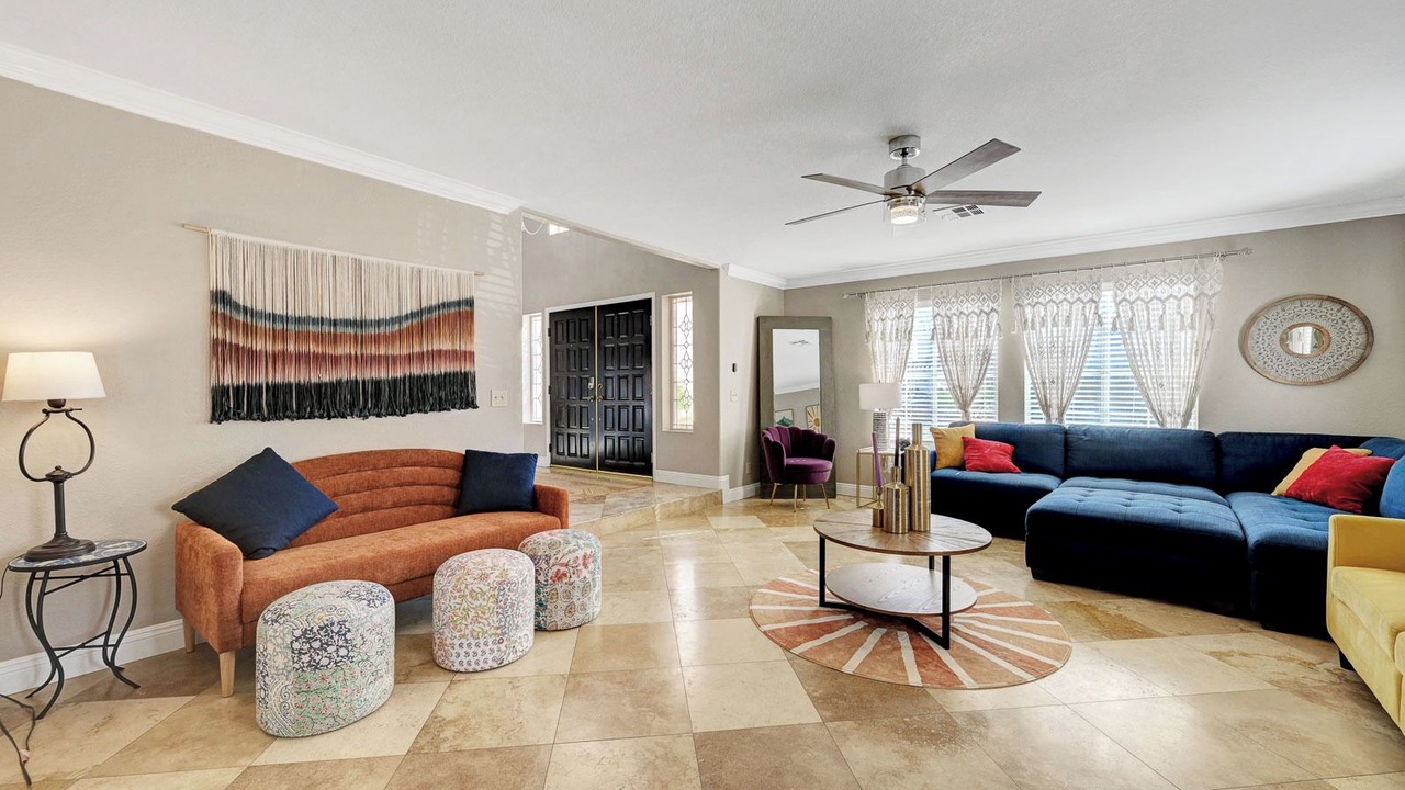 Photo of Livingroom in Whitney Ranch
