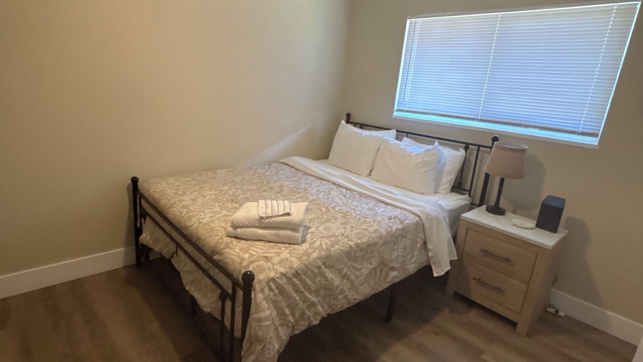 Photo of Bedroom in Raisin