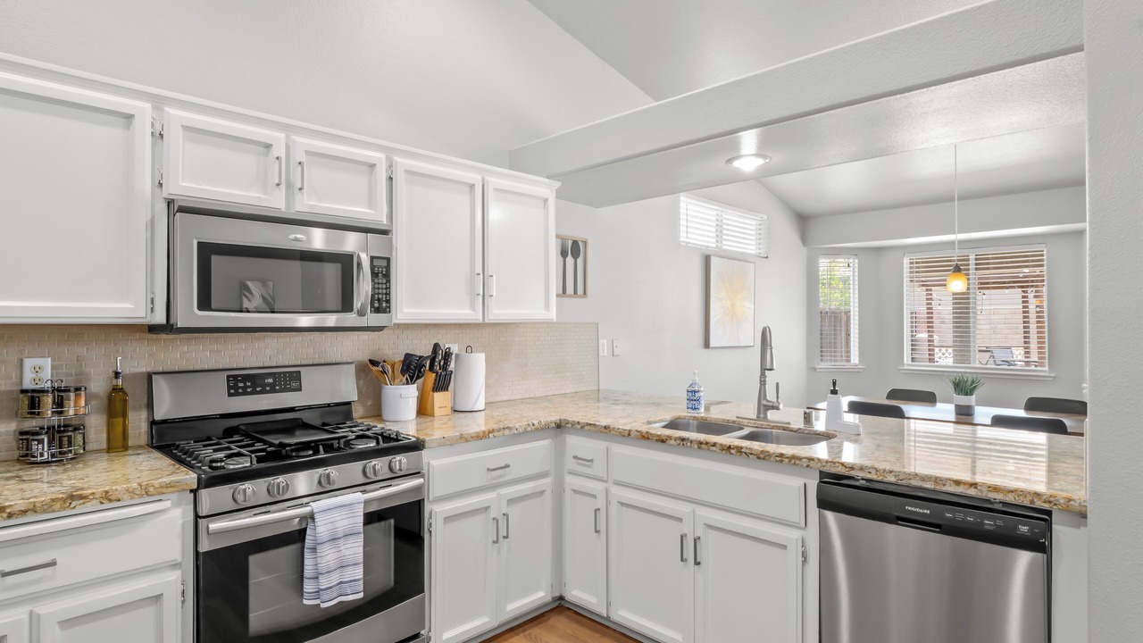 Photo of Kitchen in Sierra Sky Park