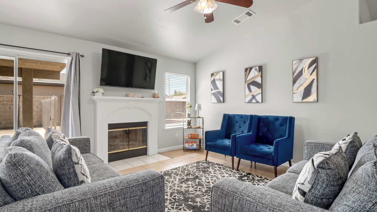 Photo of Livingroom in Sierra Sky Park