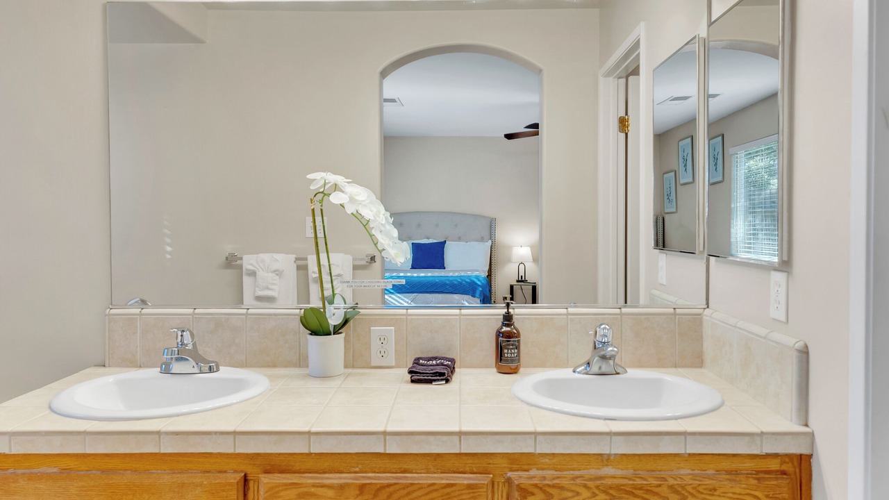 Photo of Bathroom in Greenacres