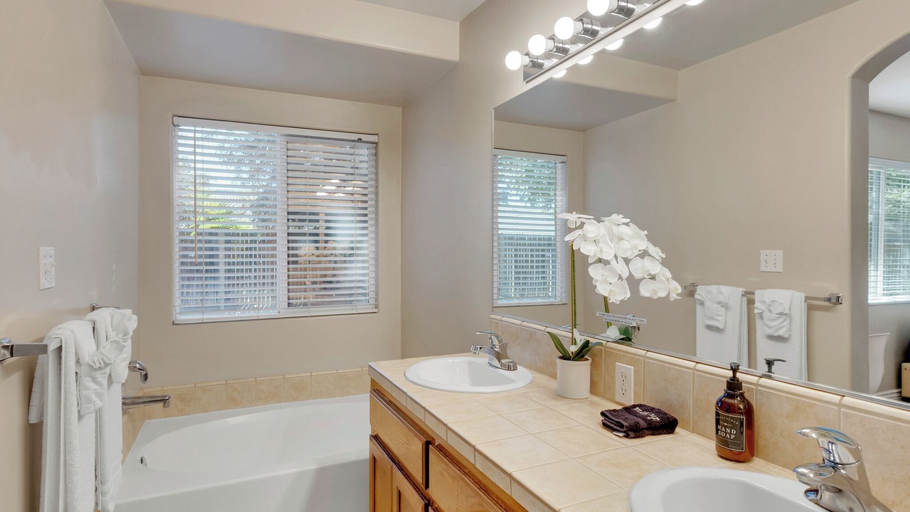 Photo of Bathroom in Greenacres