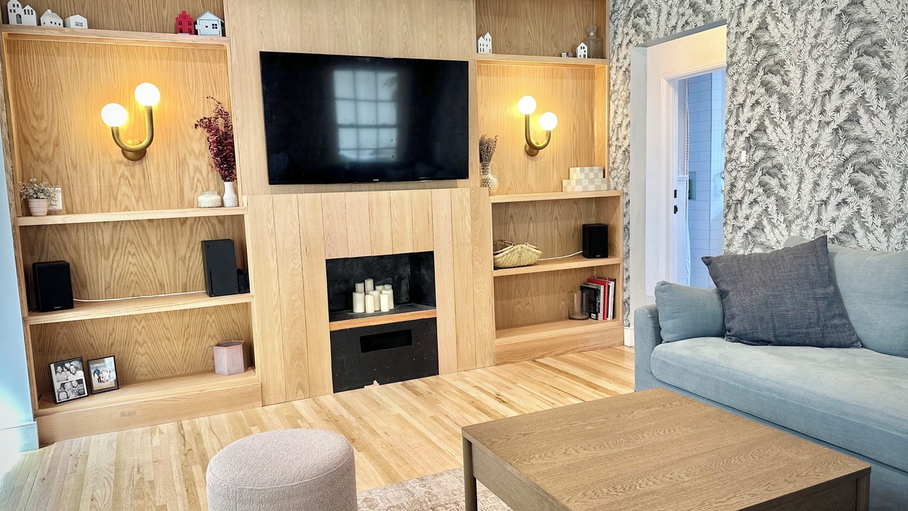 Photo of Livingroom in Studio City
