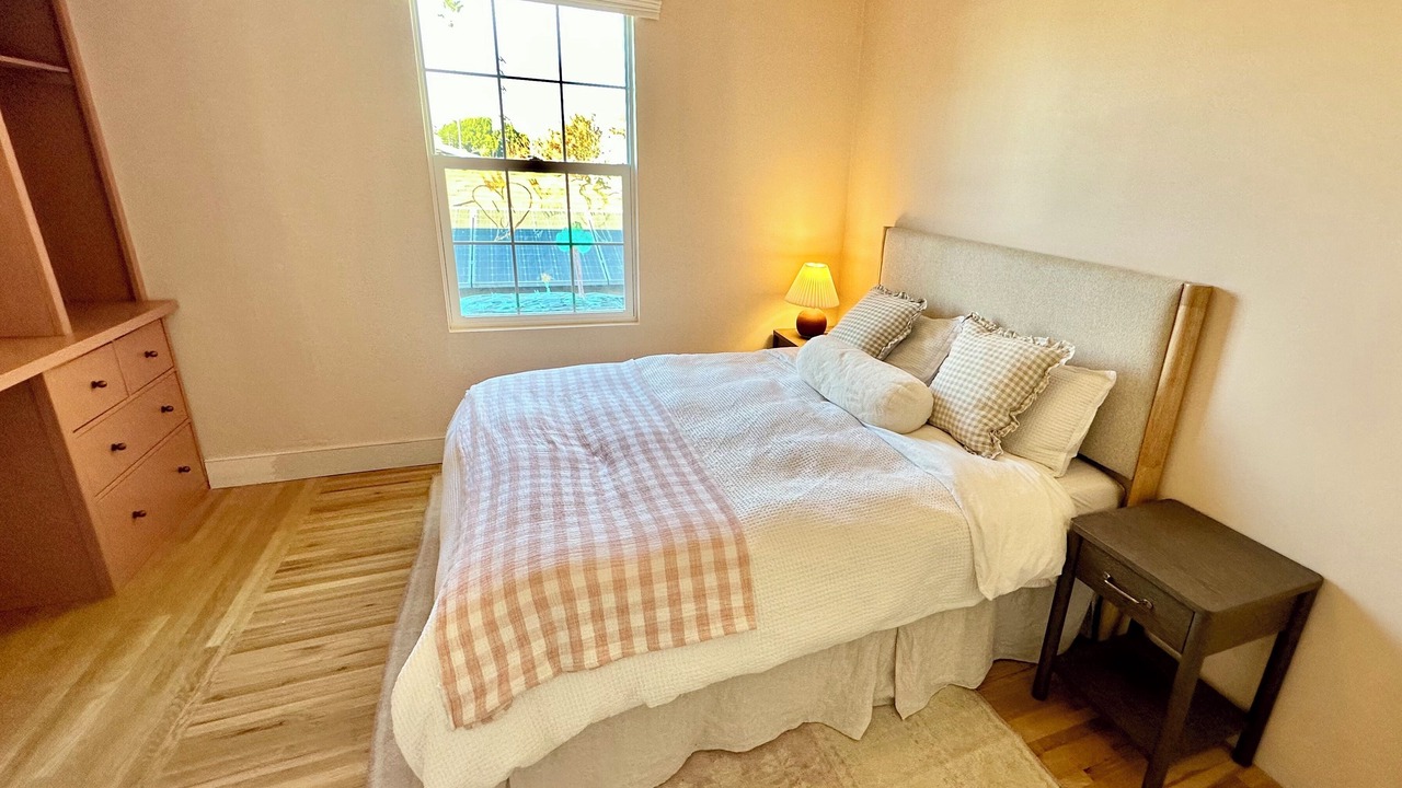 Photo of Bedroom in Studio City
