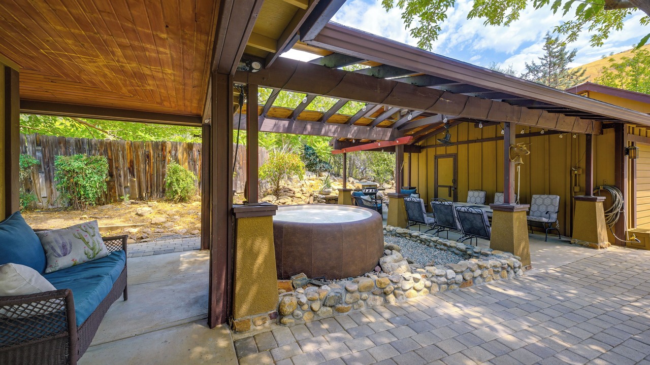 Photo of Outdoor in Kernville