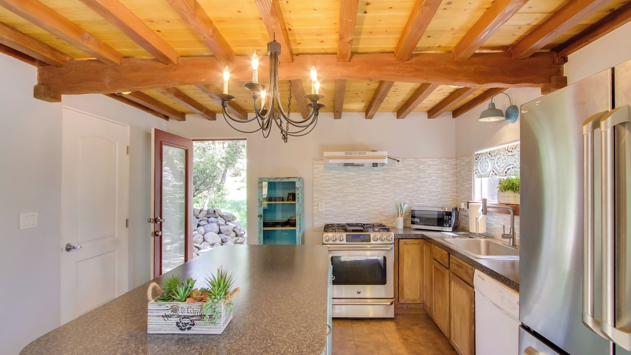 Photo of Kitchen in Kernville