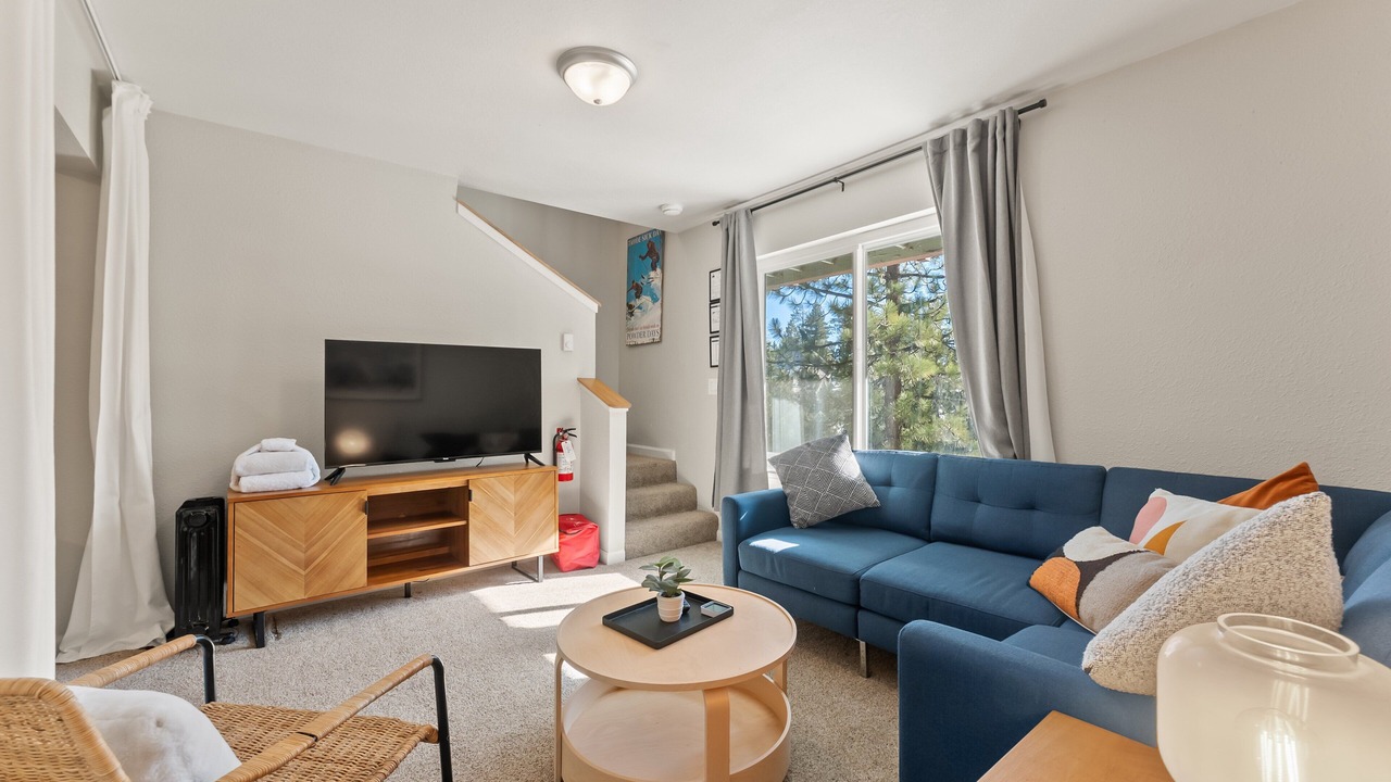 Photo of Livingroom in Tahoe Village