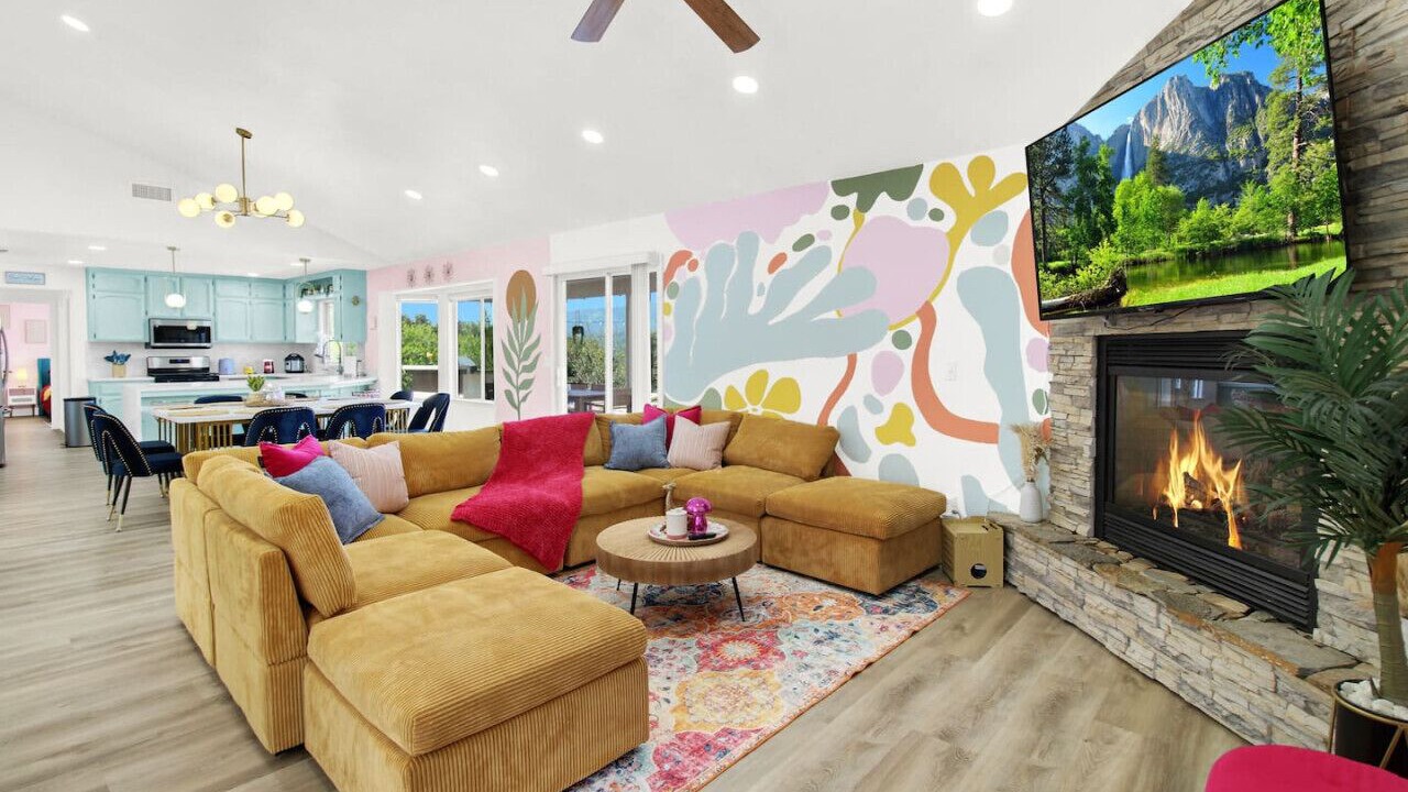 Photo of Livingroom in Oakhurst