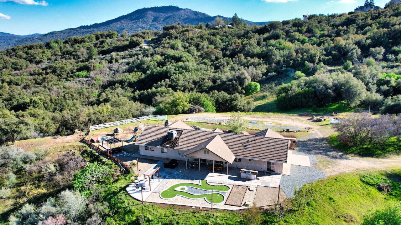 Photo of Outdoor in Oakhurst