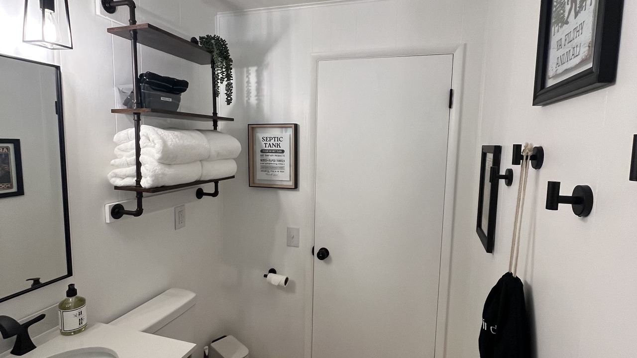 Photo of Bathroom in Oakhurst