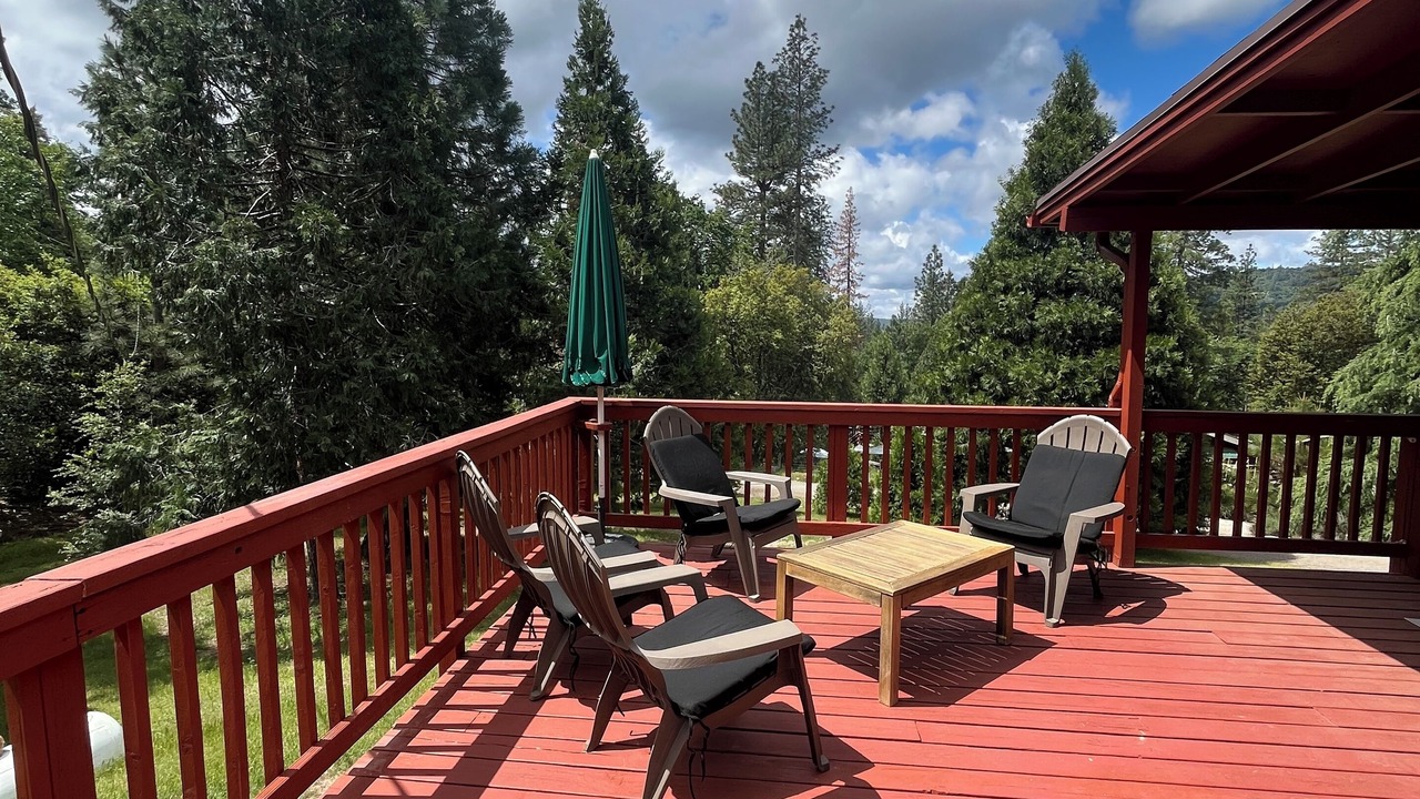 Photo of Outdoor in Oakhurst