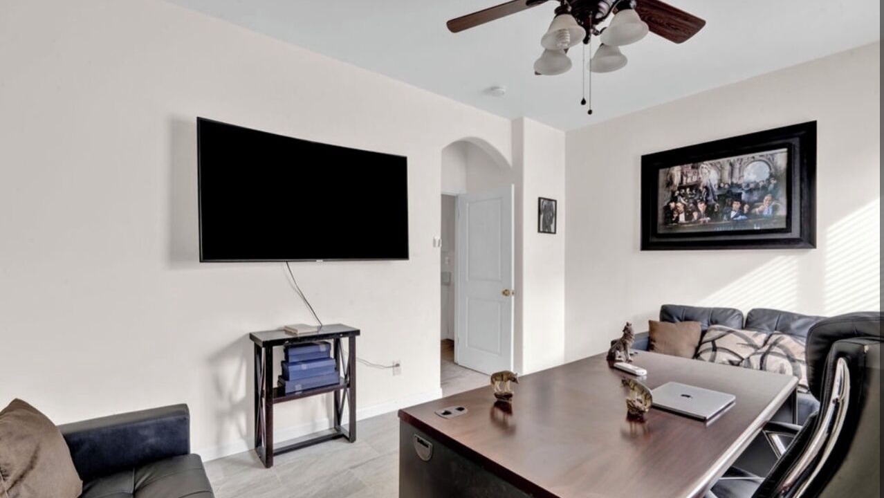 Photo of Livingroom in Greenacres
