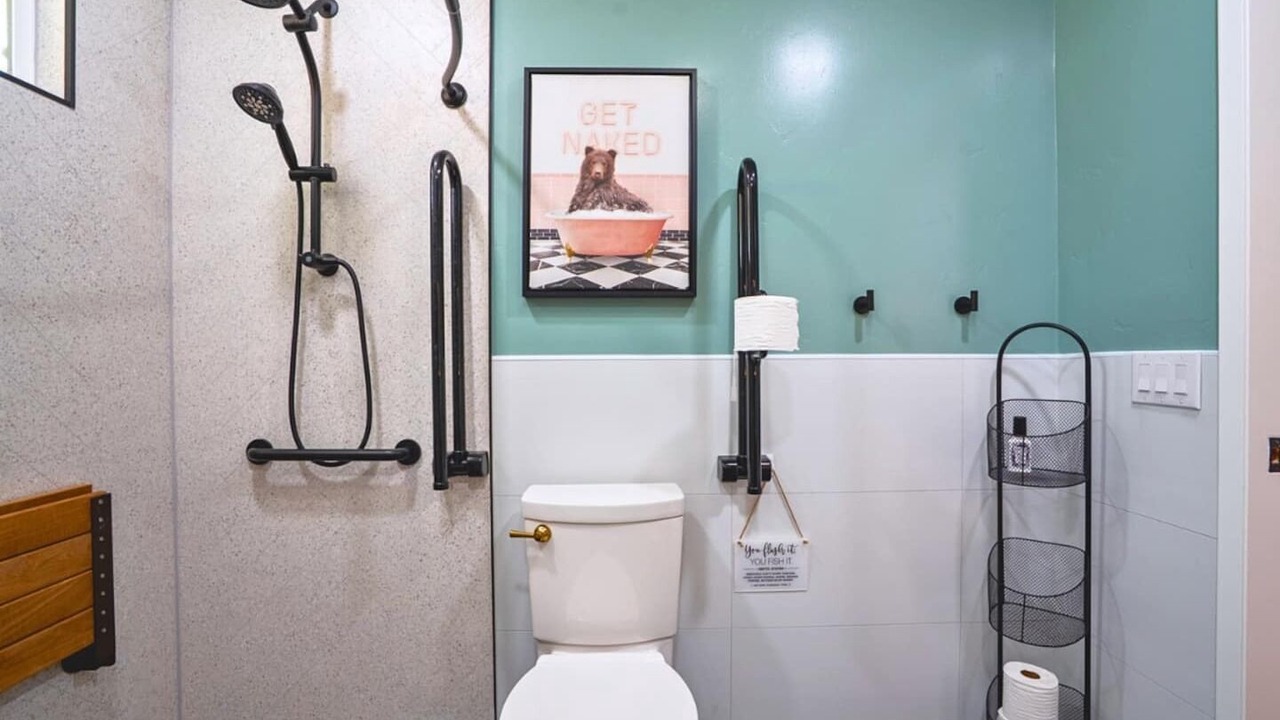 Photo of Bathroom in Oakhurst