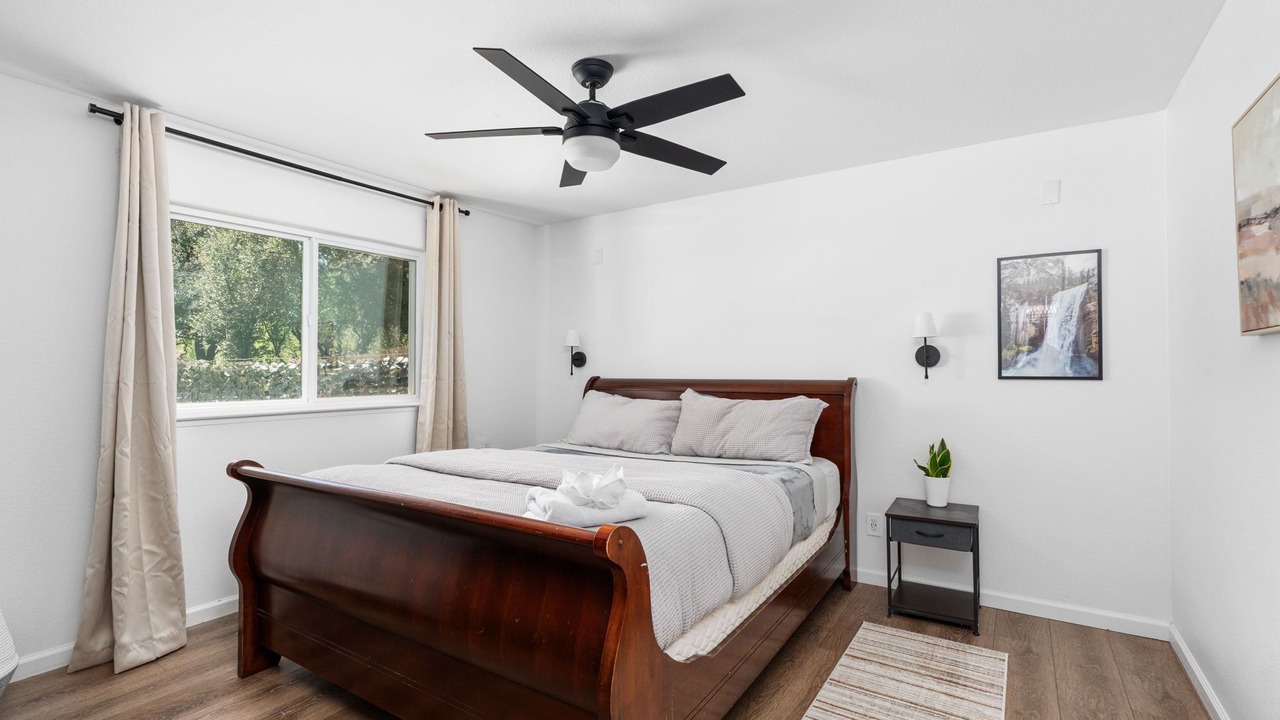 Photo of Bedroom in Mariposa