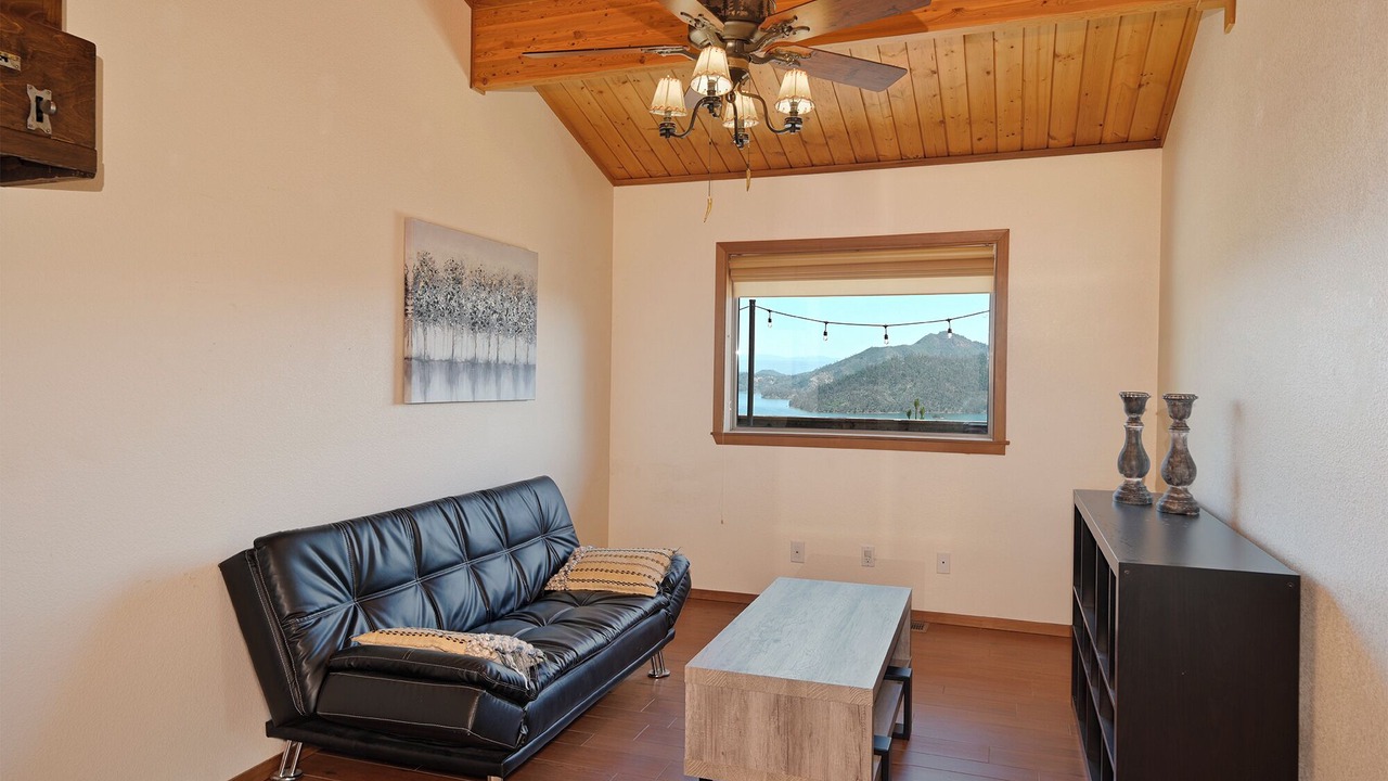 Photo of Livingroom in Lakehead